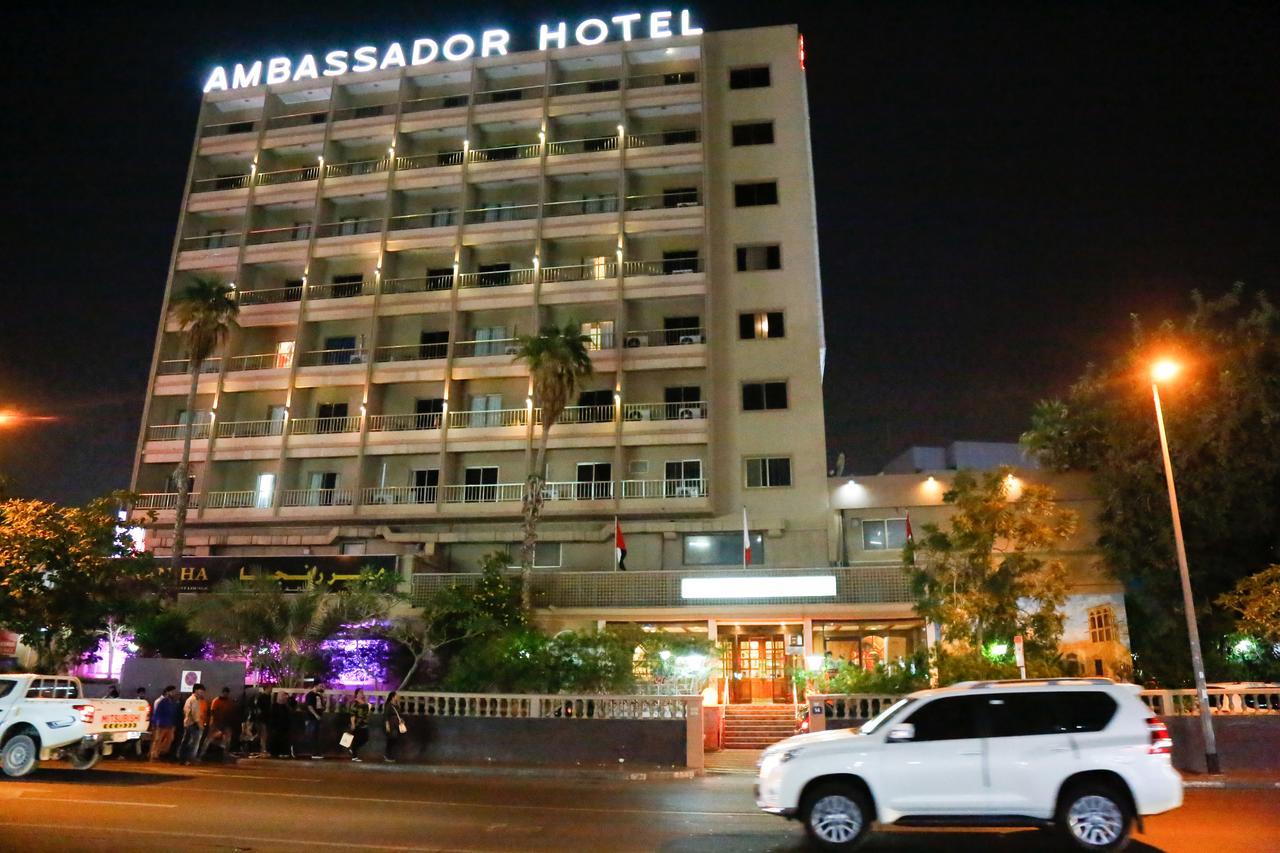 Ambassador Hotel Dubai Exterior foto